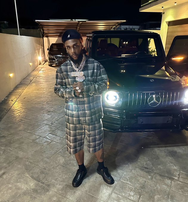 Burna Boy willing to pay bloggers to stop posting about him